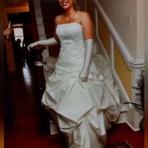 Ivory Wedding Dress- David's Bridal Brand